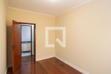 Apartamento para alugar com 74m², 2 quartos e 1 vagaQuarto