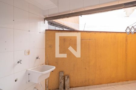 Apartamento para alugar com 74m², 2 quartos e 1 vagaÁrea de serviço
