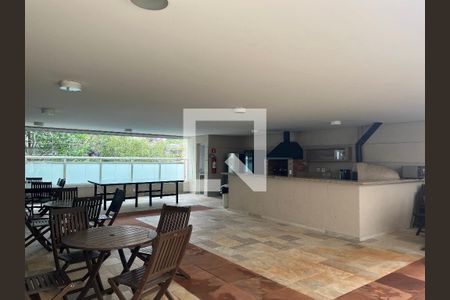 Apartamento para alugar com 180m², 3 quartos e 4 vagas Apartamento para alugar com 180m², 3 quartos e 4 vagasÁrea comum - Churrasqueira