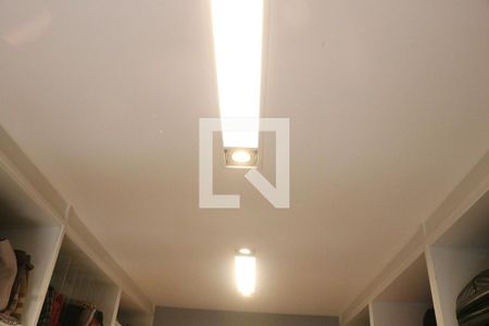 Apartamento para alugar com 180m², 3 quartos e 4 vagasCloset Suíte 1