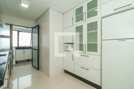 Apartamento à venda com 190m², 2 quartos e 2 vagasCozinha