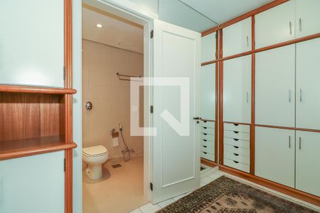 Apartamento à venda com 190m², 2 quartos e 2 vagasCloset da suíte