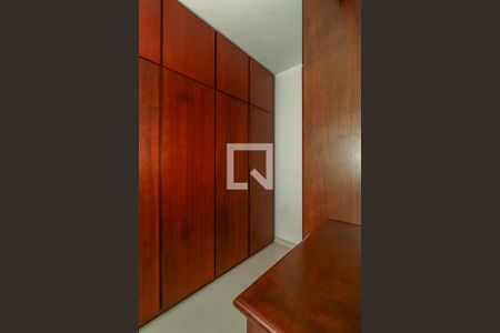 Apartamento à venda com 190m², 2 quartos e 2 vagasQuarto de Serviço