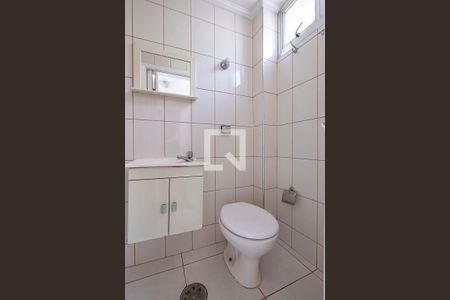 Apartamento à venda com 101m², 3 quartos e 1 vaga Apartamento à venda com 101m², 3 quartos e 1 vagaBanheiro de Serviço