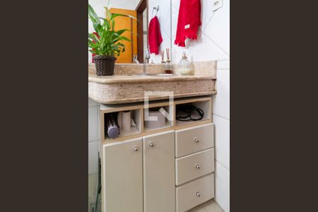 Apartamento à venda com 68m², 3 quartos e 2 vagasBanheiro social