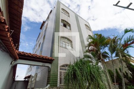 Apartamento à venda com 68m², 3 quartos e 2 vagasFachada