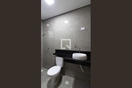 Casa à venda com 140m², 3 quartos e 2 vagas Casa à venda com 140m², 3 quartos e 2 vagasBanheiro