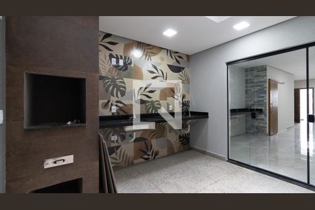 Casa à venda com 140m², 3 quartos e 2 vagas Casa à venda com 140m², 3 quartos e 2 vagasÁrea de Serviço