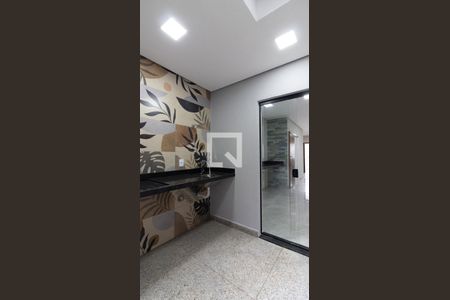 Casa à venda com 140m², 3 quartos e 2 vagas Casa à venda com 140m², 3 quartos e 2 vagasÁrea de Serviço