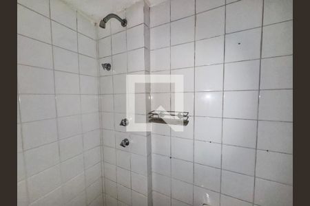 Casa de condomínio à venda com 215m², 3 quartos e 2 vagasBanheiro de Serviço