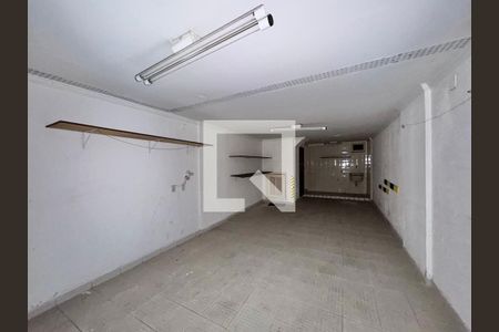 Casa de condomínio à venda com 215m², 3 quartos e 2 vagasGaragem