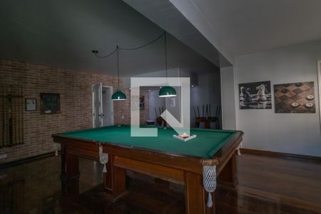 Casa de condomínio à venda com 215m², 3 quartos e 2 vagasÁrea comum