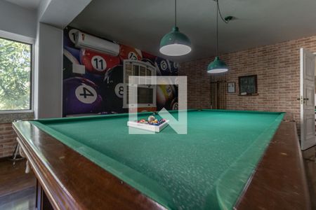 Casa de condomínio à venda com 215m², 3 quartos e 2 vagasÁrea comum