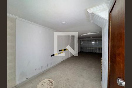 Casa de condomínio à venda com 215m², 3 quartos e 2 vagasGaragem