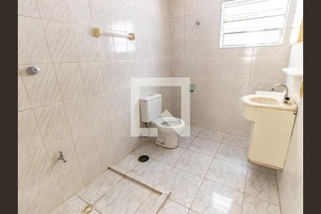 Apartamento para alugar com 80m², 2 quartos e sem vagaBanheiro da Suíte