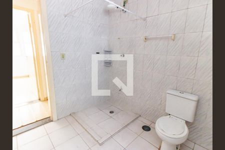 Apartamento para alugar com 80m², 2 quartos e sem vagaBanheiro