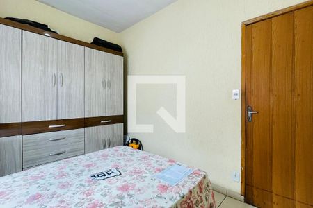 Casa à venda com 165m², 4 quartos e 2 vagas Casa à venda com 165m², 4 quartos e 2 vagasQuarto 4