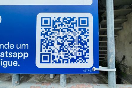 Casa à venda com 165m², 4 quartos e 2 vagas Casa à venda com 165m², 4 quartos e 2 vagasOZTP-235