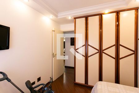 Apartamento à venda com 138m², 3 quartos e 3 vagasQuarto 2