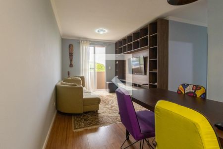 Sala de apartamento para alugar com 3 quartos, 75m² em Água Verde, Curitiba