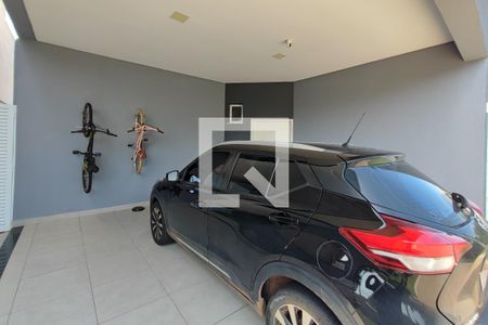 Casa de condomínio para alugar com 290m², 4 quartos e 4 vagasGaragem