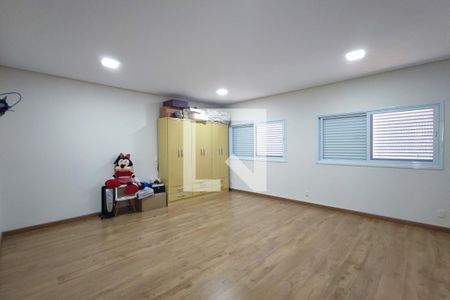 Casa de condomínio para alugar com 290m², 4 quartos e 4 vagasQuarto 4