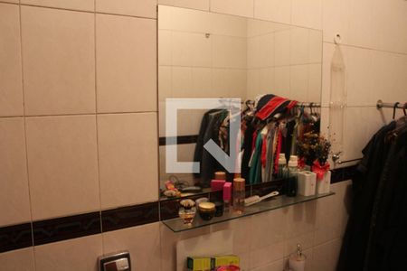 Casa à venda com 232m², 4 quartos e 2 vagasBanheiro da Suíte 1