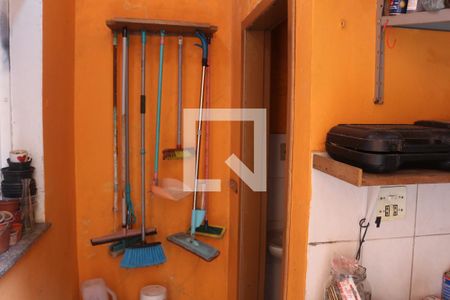 Casa à venda com 232m², 4 quartos e 2 vagasÁrea de Serviço