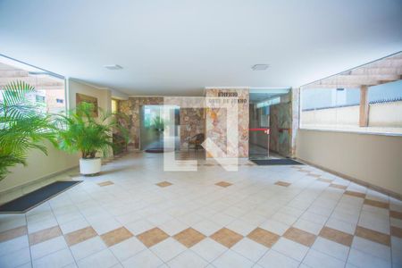 Apartamento para alugar com 168m², 3 quartos e 1 vaga Apartamento para alugar com 168m², 3 quartos e 1 vagaHall de Entrada