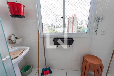 Apartamento à venda com 66m², 3 quartos e 2 vagas Apartamento à venda com 66m², 3 quartos e 2 vagasÁrea de serviço