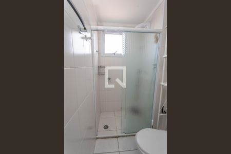 Apartamento à venda com 66m², 3 quartos e 2 vagas Apartamento à venda com 66m², 3 quartos e 2 vagasBanheiro da suíte