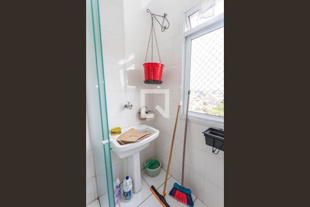 Apartamento à venda com 66m², 3 quartos e 2 vagas Apartamento à venda com 66m², 3 quartos e 2 vagasÁrea de serviço