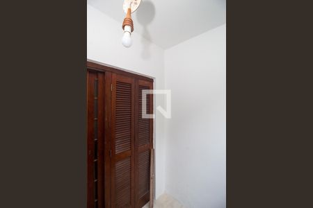 Casa à venda com 400m², 5 quartos e 4 vagas Casa à venda com 400m², 5 quartos e 4 vagasSacada