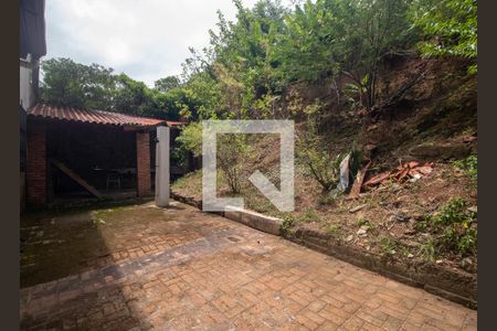 Casa à venda com 400m², 5 quartos e 4 vagas Casa à venda com 400m², 5 quartos e 4 vagasQuintal