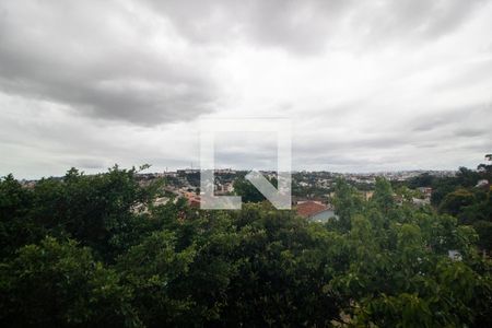 Casa à venda com 400m², 5 quartos e 4 vagas Casa à venda com 400m², 5 quartos e 4 vagasVista