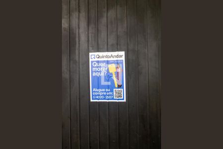 Casa à venda com 400m², 5 quartos e 4 vagas Casa à venda com 400m², 5 quartos e 4 vagasPlaca