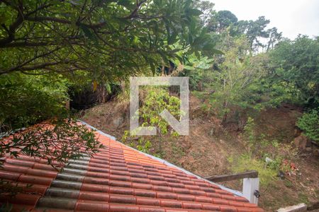 Casa à venda com 400m², 5 quartos e 4 vagas Casa à venda com 400m², 5 quartos e 4 vagasVista