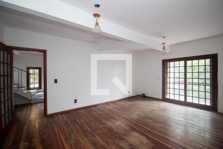 Casa à venda com 400m², 5 quartos e 4 vagas Casa à venda com 400m², 5 quartos e 4 vagasQuarto 2