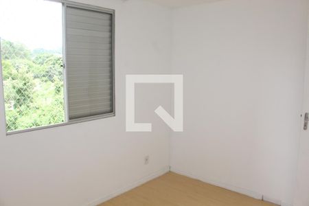 Quarto 2 de apartamento para alugar com 2 quartos, 50m² em Jardim Torino, Cotia