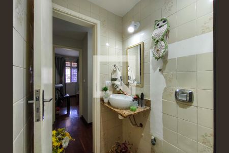 Apartamento à venda com 102m², 2 quartos e 1 vagaBanheiro Corredor