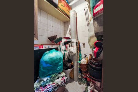 Apartamento à venda com 102m², 2 quartos e 1 vagaBanheiro de serviço