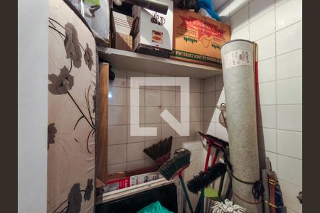 Apartamento à venda com 102m², 2 quartos e 1 vagaBanheiro de serviço