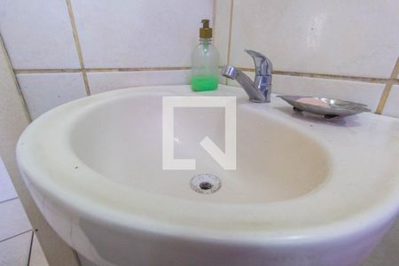 Casa à venda com 440m², 2 quartos e 2 vagas Casa à venda com 440m², 2 quartos e 2 vagasBanheiro