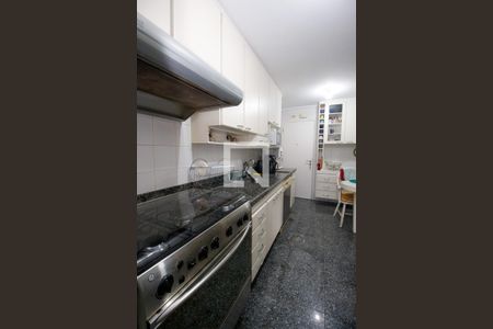 Apartamento à venda com 128m², 4 quartos e 2 vagasCozinha