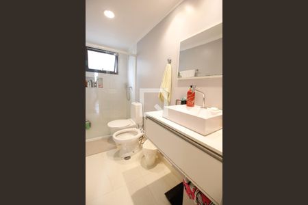 Apartamento à venda com 128m², 4 quartos e 2 vagasBanheiro