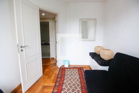 Apartamento à venda com 128m², 4 quartos e 2 vagasQuarto 3