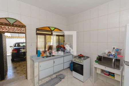 Casa à venda com 130m², 3 quartos e 2 vagasCozinha