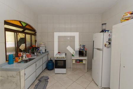 Casa à venda com 130m², 3 quartos e 2 vagasCozinha