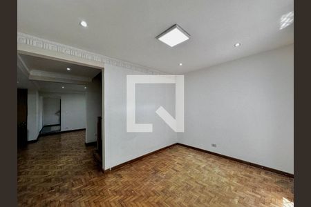Sala de casa à venda com 4 quartos, 248m² em Parque Colonial, São Paulo