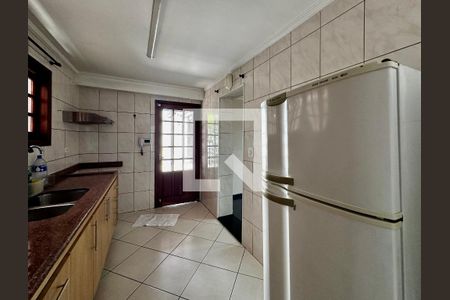 Casa à venda com 248m², 4 quartos e 2 vagasCozinha